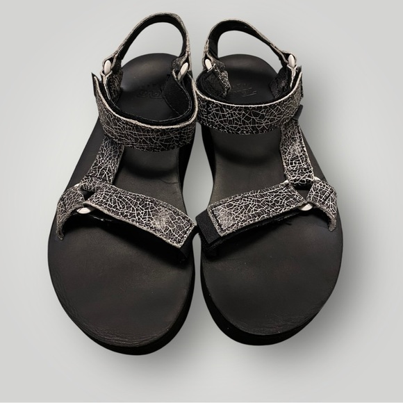 Teva Black and Gray Women's Sandals - Picture 5 of 12